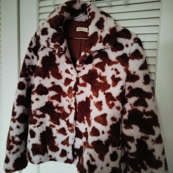 Millibon Jackets & Blazers - Millibon Women's Cow Print Teddy Jacket Very Soft Size Medium